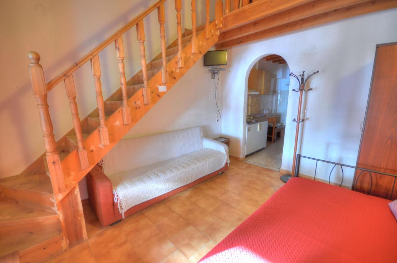 Anna Pension Liapades Exterior foto